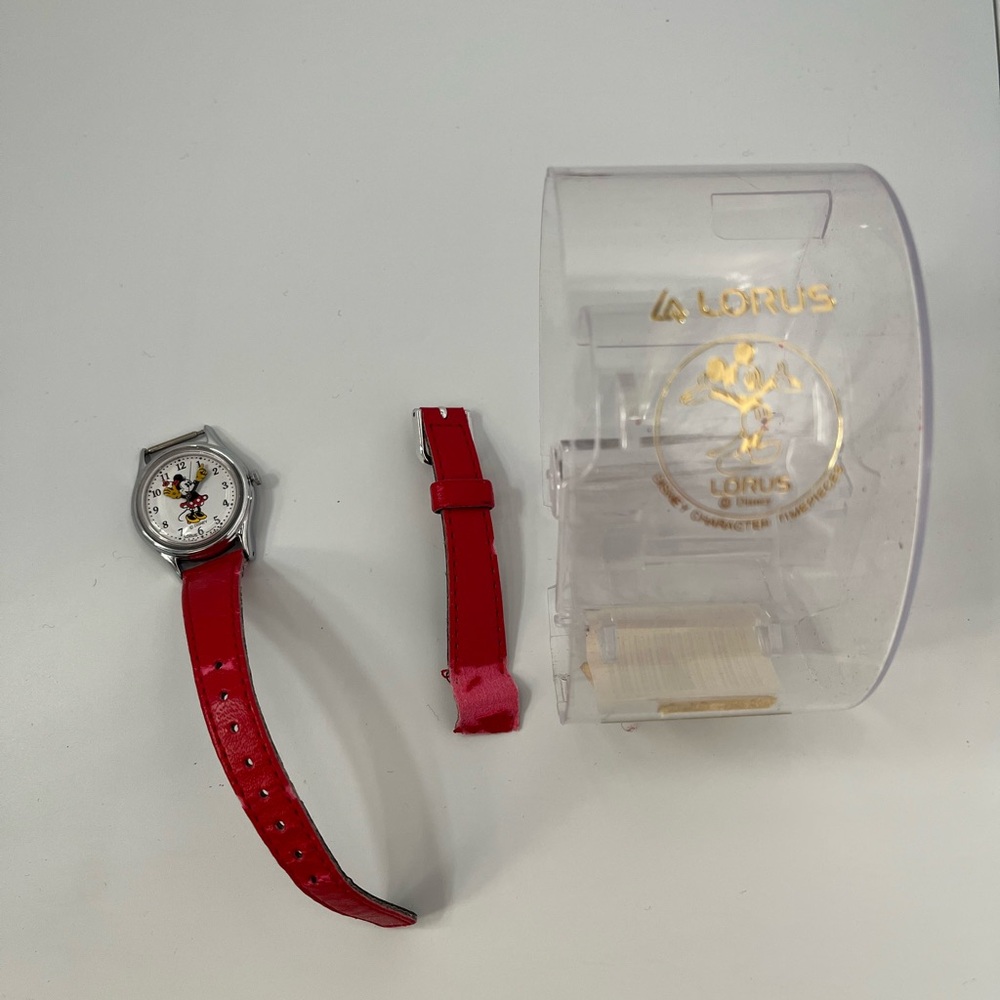 Vintage Disney Lorus Minnie Mouse watch